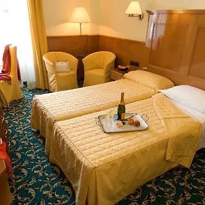 Hotel Cinque Giornate, Milán